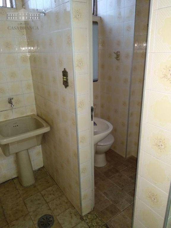 Apartamento à venda com 2 quartos, 74m² - Foto 9