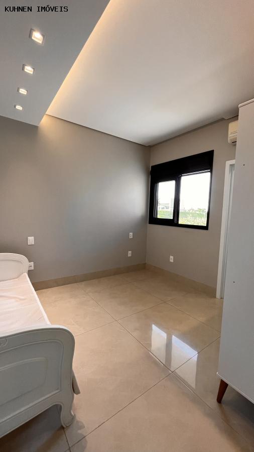 Casa de Condomínio à venda com 4 quartos, 469m² - Foto 16