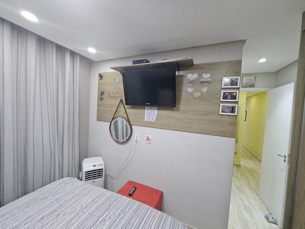 Apartamento à venda com 2 quartos, 58m² - Foto 4