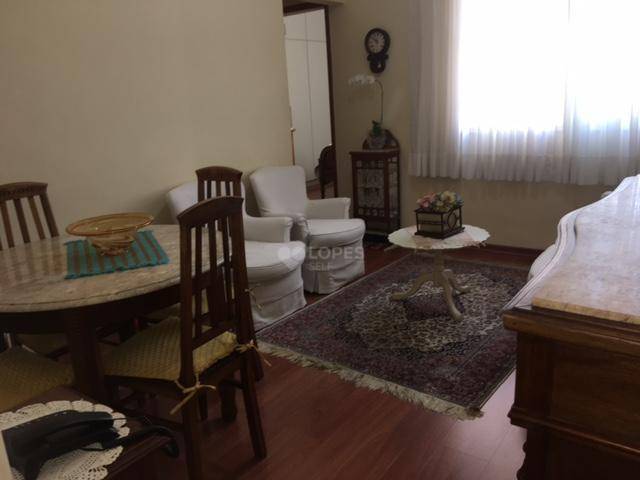 Apartamento à venda com 1 quarto, 40m² - Foto 2