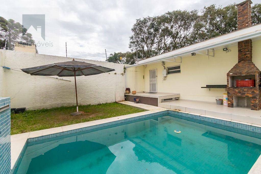 Casa para alugar com 4 quartos, 285m² - Foto 12