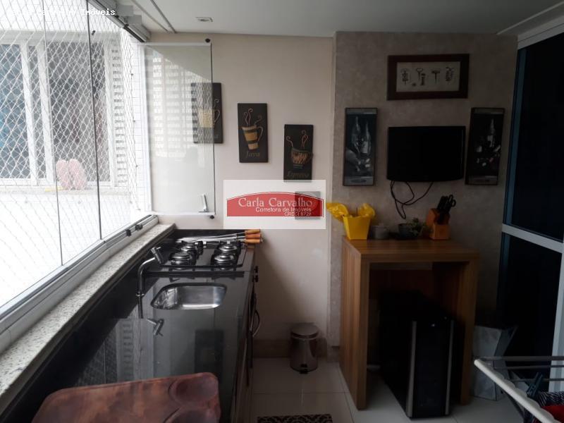 Apartamento à venda com 4 quartos, 195m² - Foto 1