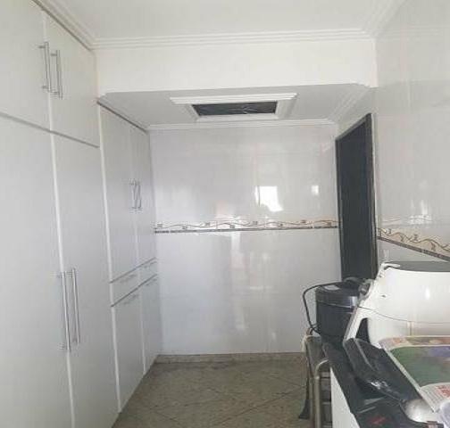 Apartamento à venda com 3 quartos, 145m² - Foto 10