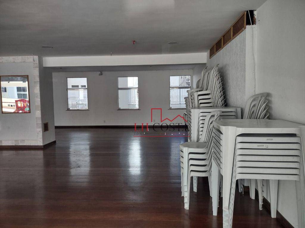 Apartamento à venda com 2 quartos, 75m² - Foto 29