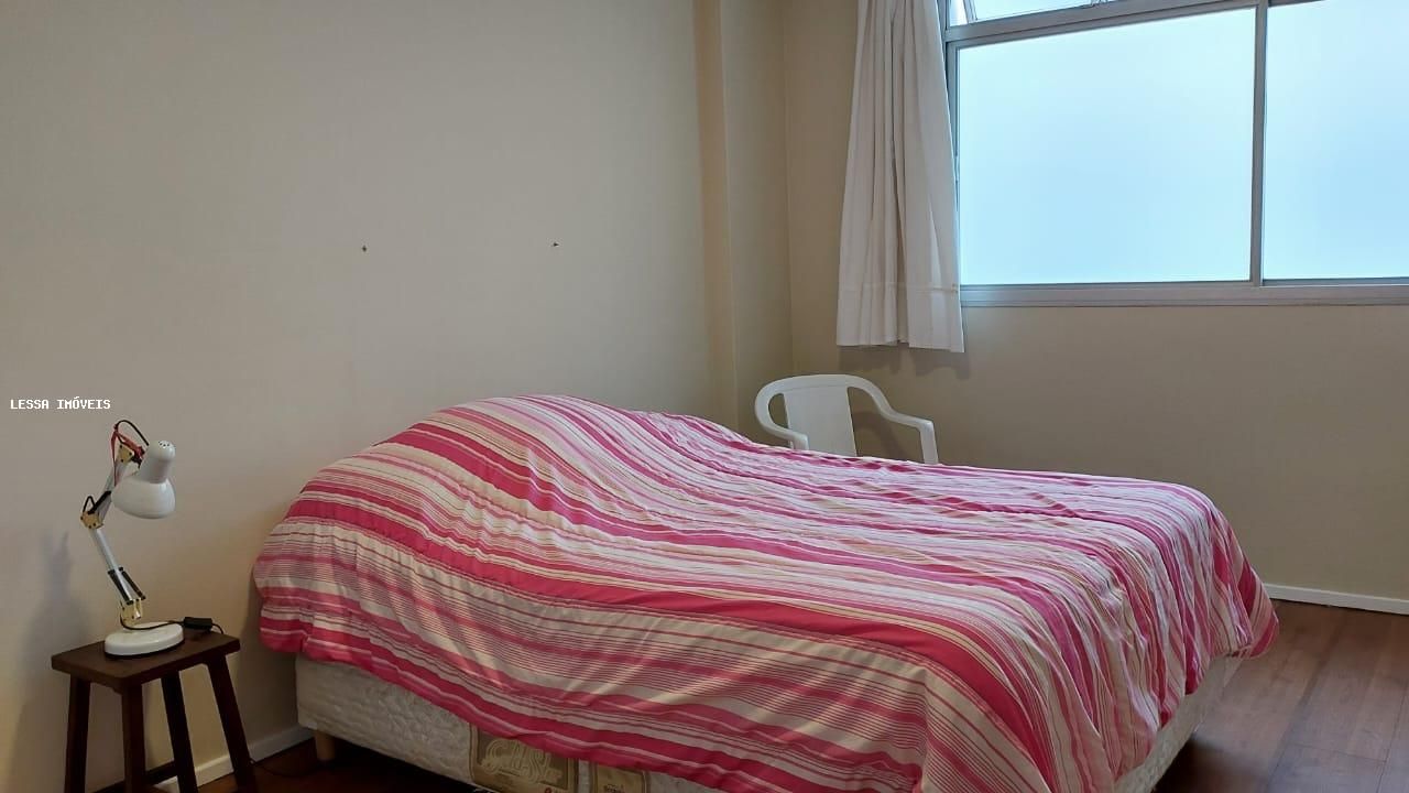 Apartamento à venda com 4 quartos, 200m² - Foto 11