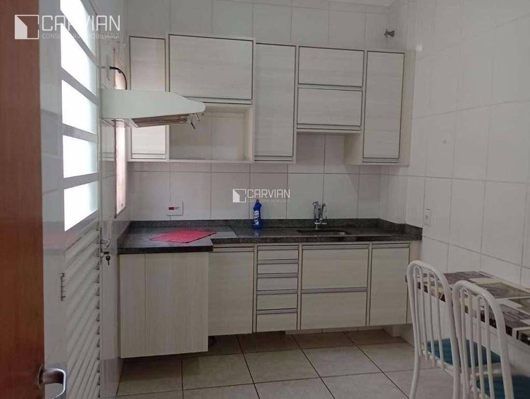 Apartamento à venda com 2 quartos, 67m² - Foto 7