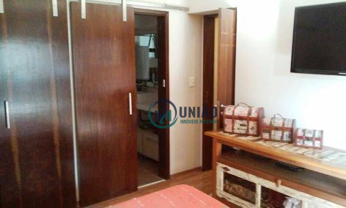 Apartamento à venda com 3 quartos, 130m² - Foto 17