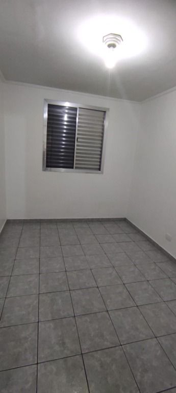 Apartamento à venda com 2 quartos, 56m² - Foto 13