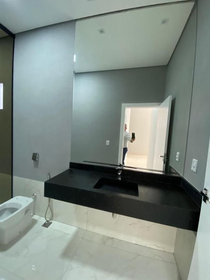 Casa à venda com 3 quartos, 251m² - Foto 7