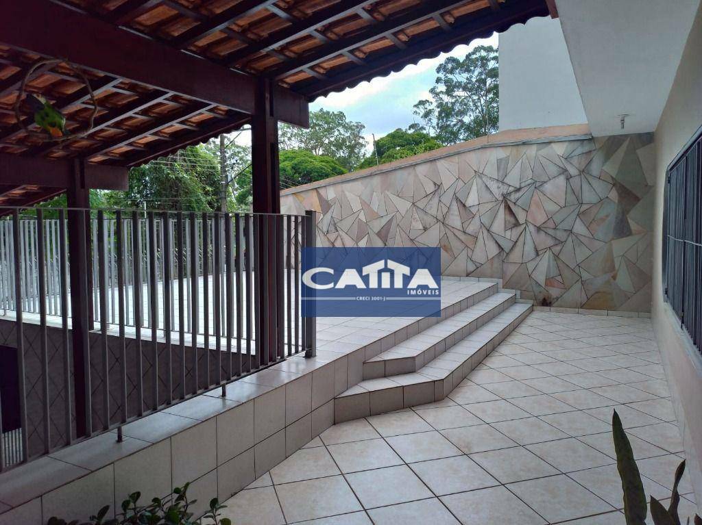 Casa à venda e aluguel com 3 quartos, 200m² - Foto 30