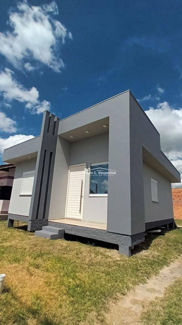 Casa à venda com 3 quartos, 75m² - Foto 2