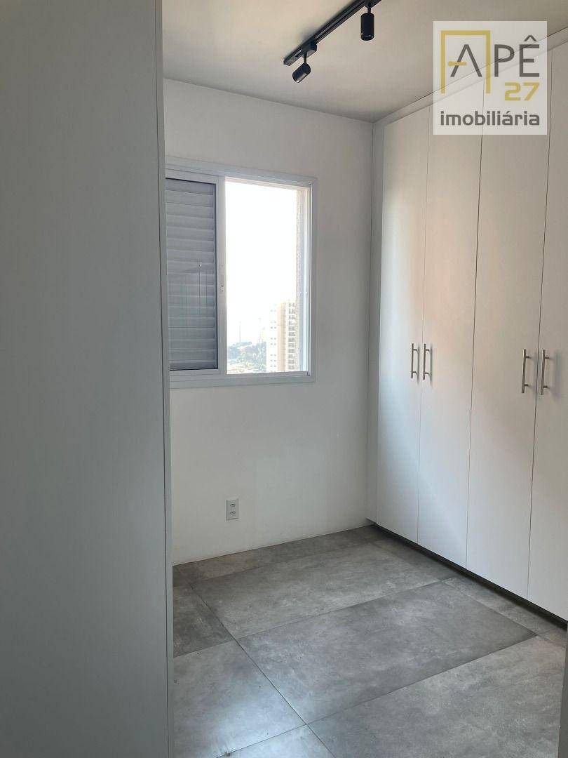 Apartamento à venda com 2 quartos, 58m² - Foto 13