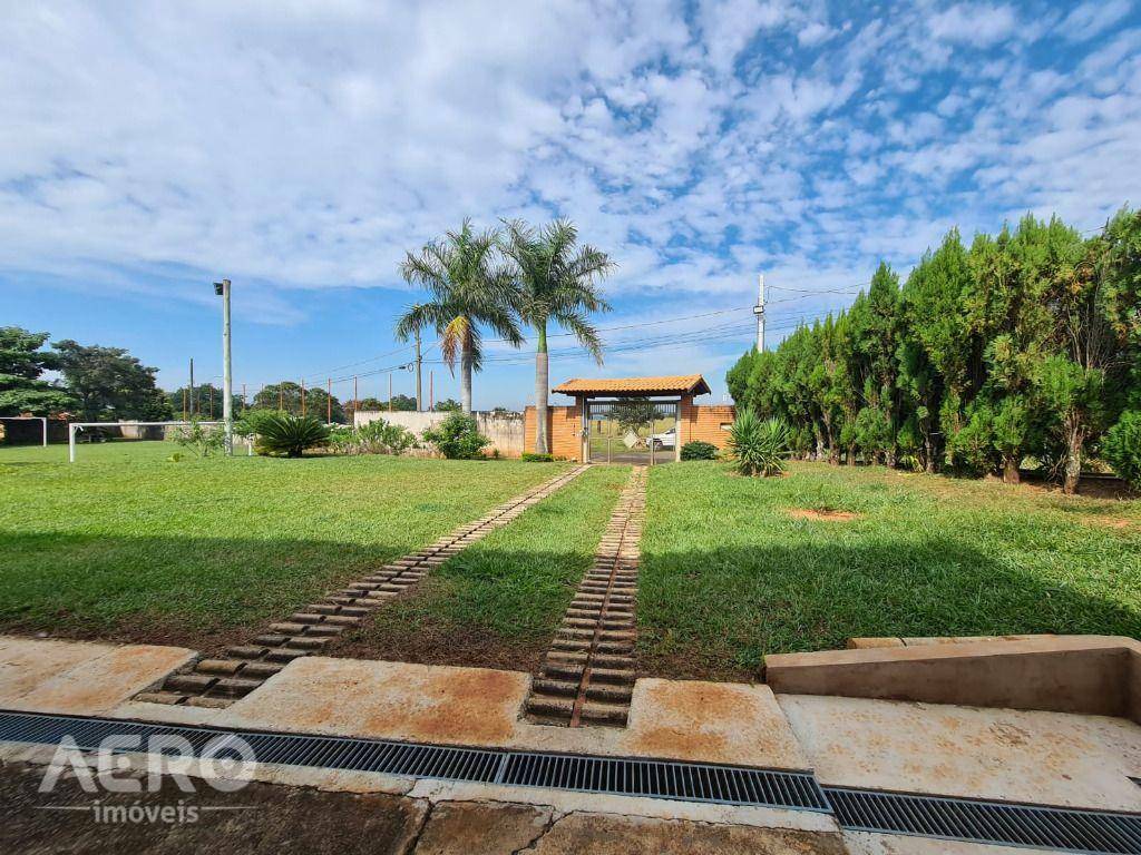 Chácara à venda com 4 quartos, 450m² - Foto 48