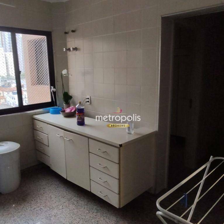 Apartamento à venda com 3 quartos, 169m² - Foto 13