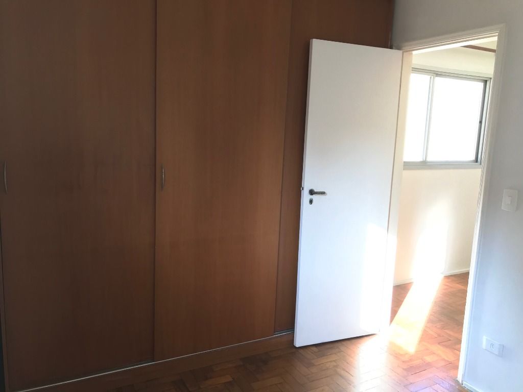 Apartamento à venda com 1 quarto, 35m² - Foto 4