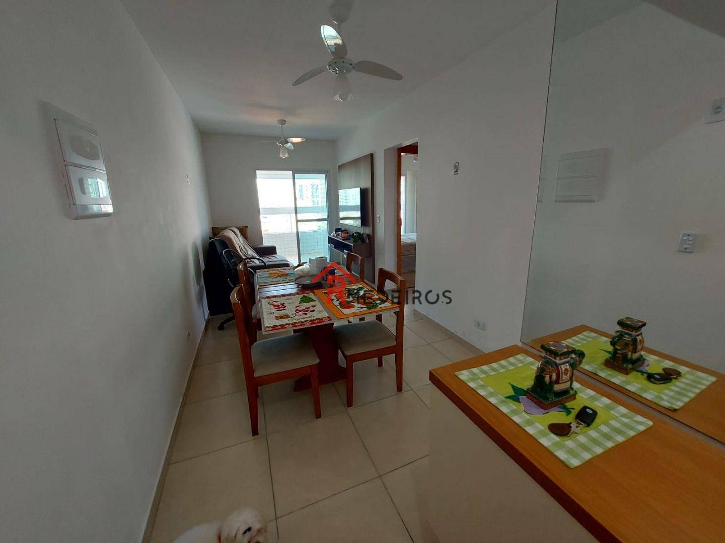 Apartamento à venda com 2 quartos, 72m² - Foto 3