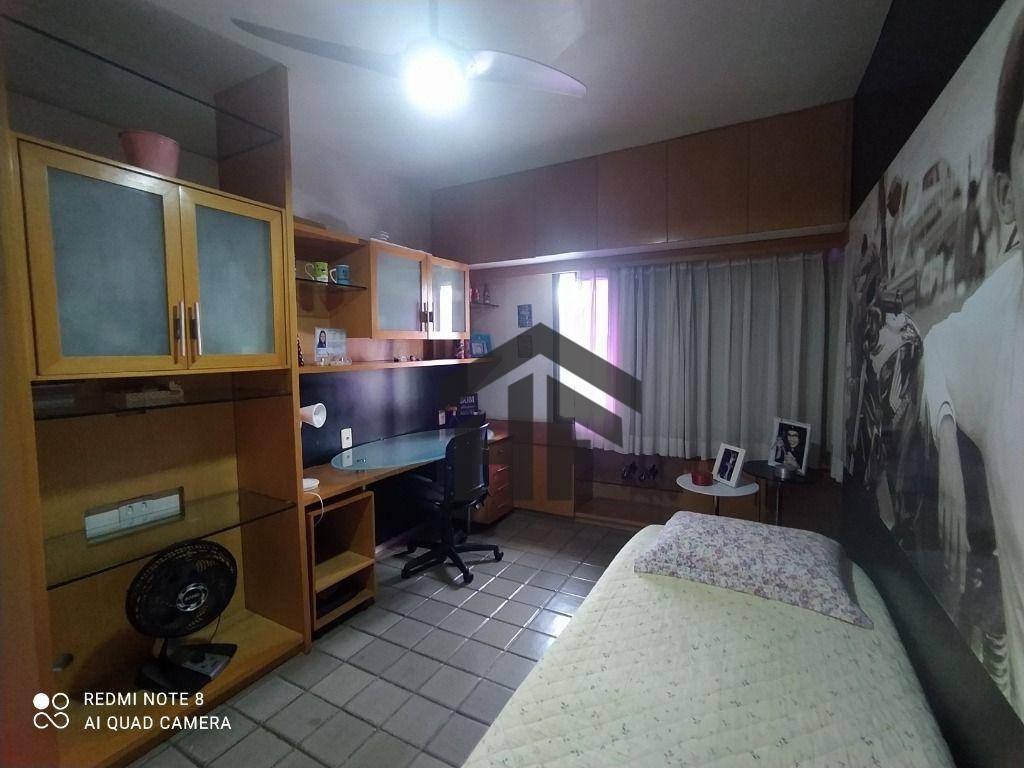 Apartamento à venda com 4 quartos, 186m² - Foto 17