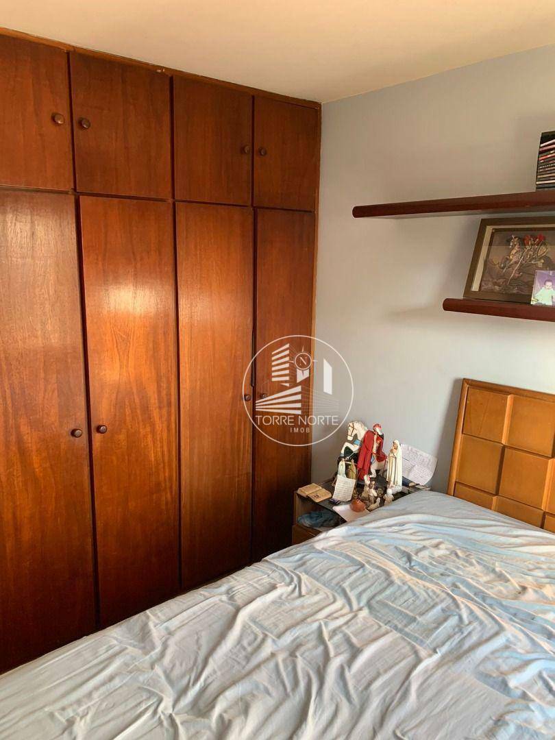 Apartamento à venda com 3 quartos, 100m² - Foto 13