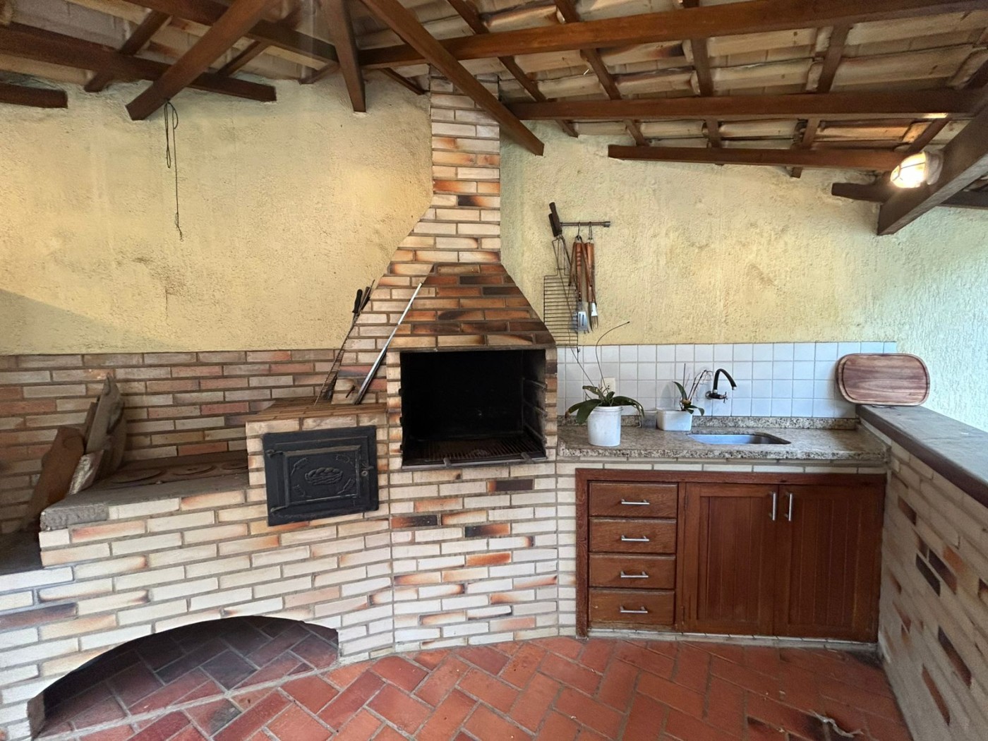 Casa à venda com 4 quartos, 109m² - Foto 14