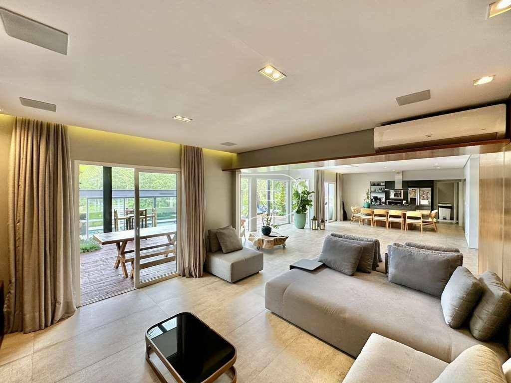 Casa de Condomínio à venda com 4 quartos, 463m² - Foto 11