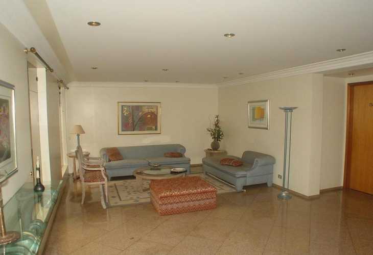 Apartamento à venda com 3 quartos, 165m² - Foto 1