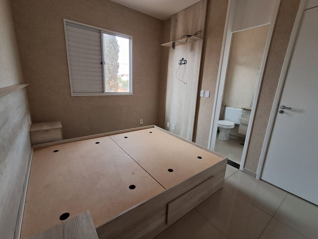 Casa de Condomínio para alugar com 3 quartos, 94m² - Foto 24