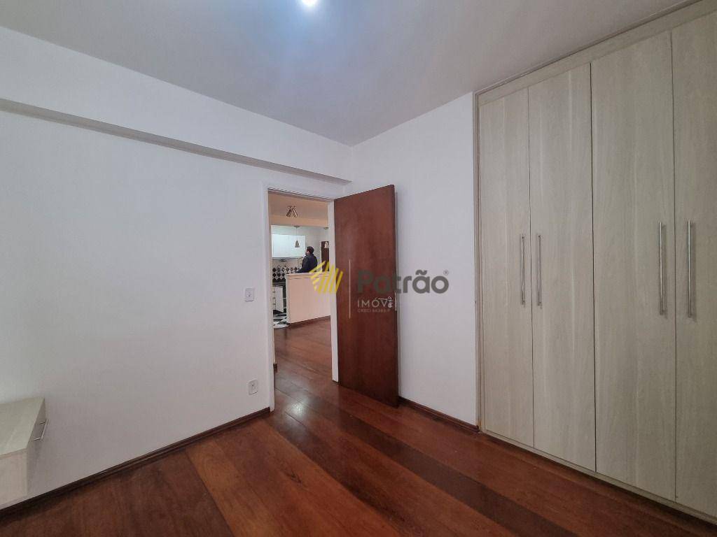 Apartamento para alugar com 2 quartos, 72m² - Foto 19