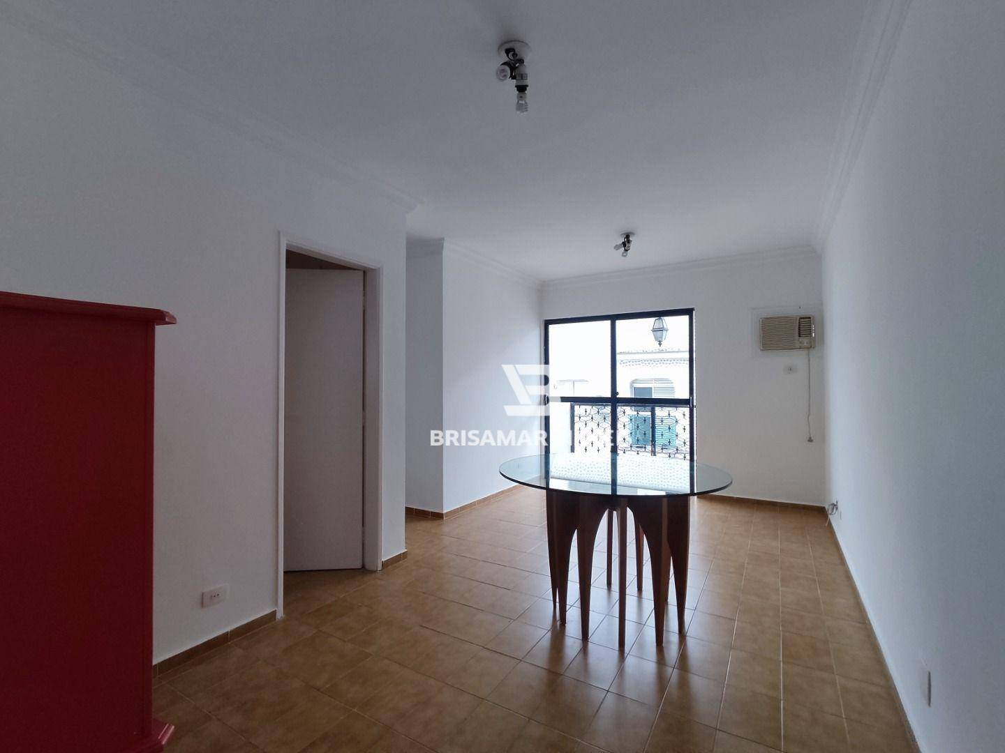 Apartamento à venda com 2 quartos, 70m² - Foto 1