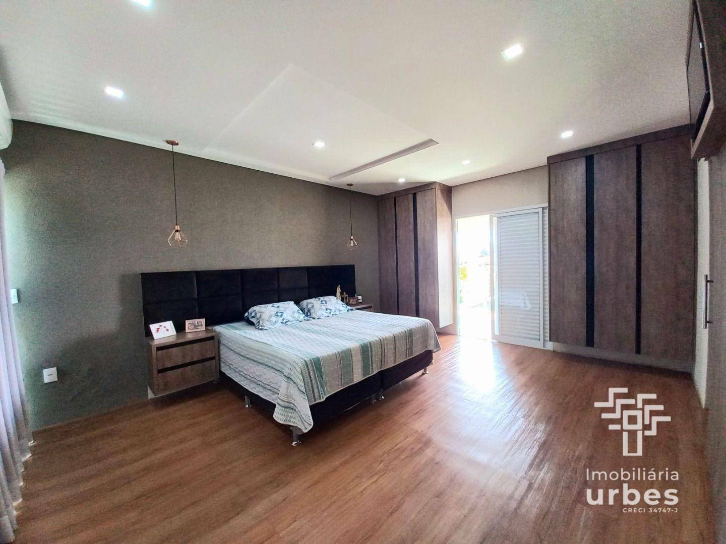 Casa à venda com 3 quartos, 306m² - Foto 30