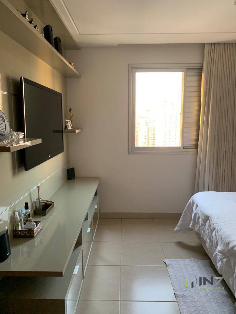 Apartamento à venda com 2 quartos, 79m² - Foto 8