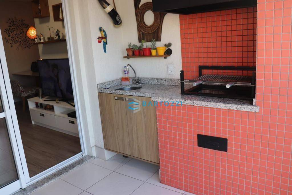 Apartamento à venda com 2 quartos, 66m² - Foto 5