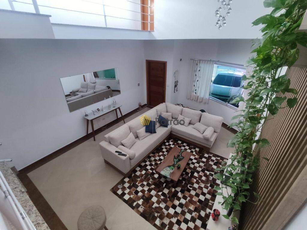 Casa à venda com 3 quartos, 253m² - Foto 14