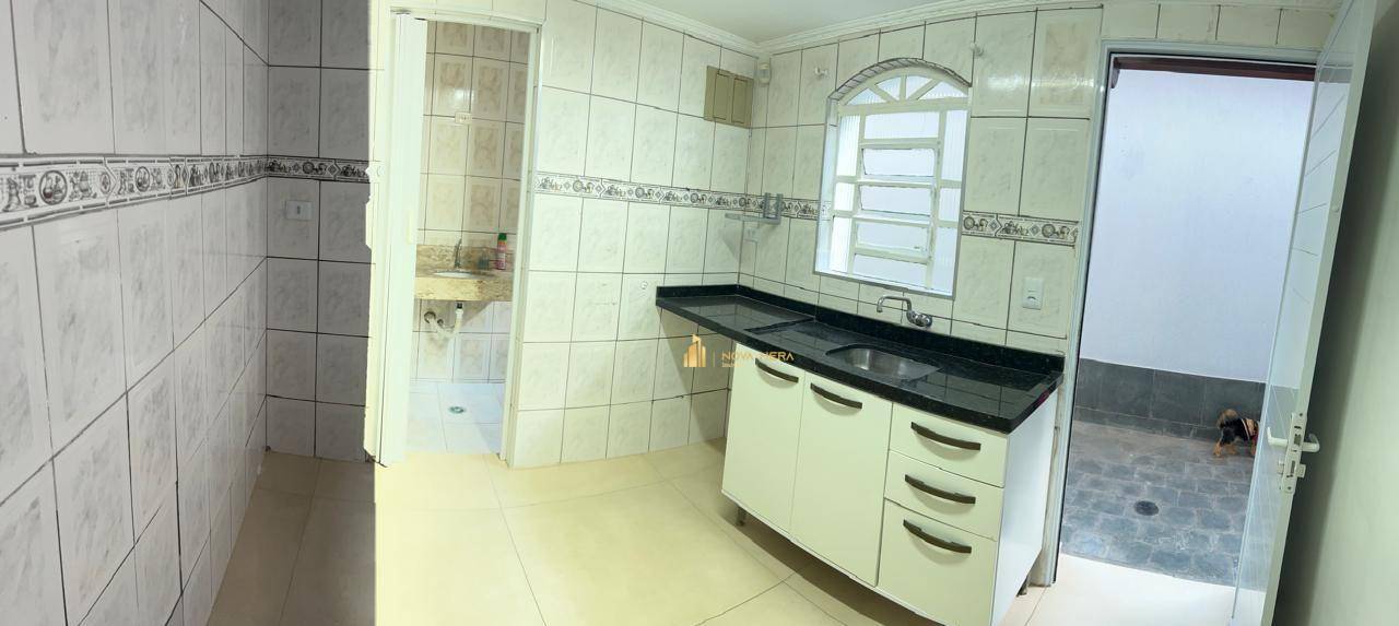 Sobrado à venda com 4 quartos, 256m² - Foto 27