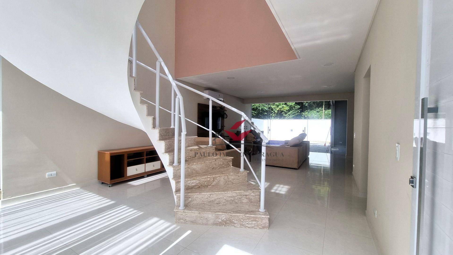 Casa de Condomínio à venda com 3 quartos, 250m² - Foto 3