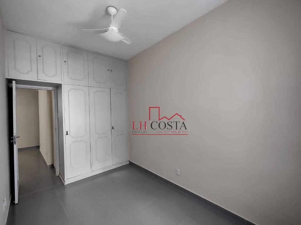 Apartamento à venda com 2 quartos, 70m² - Foto 13