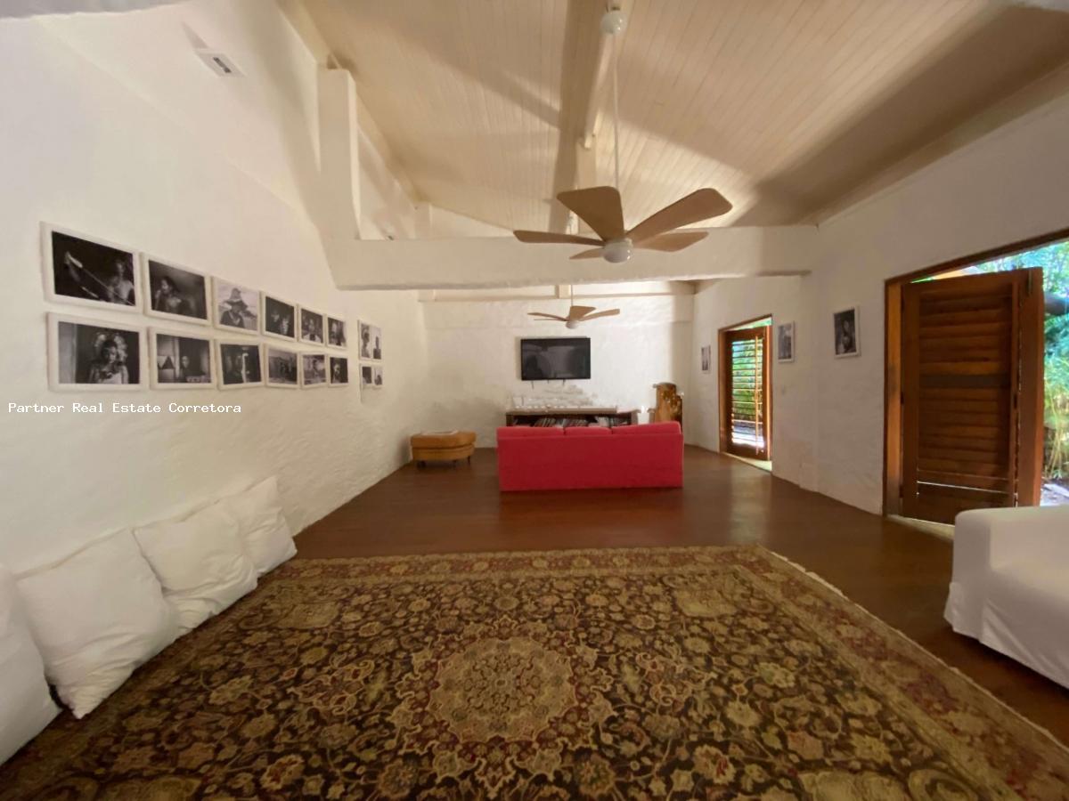 Casa à venda com 20 quartos, 120000m² - Foto 20