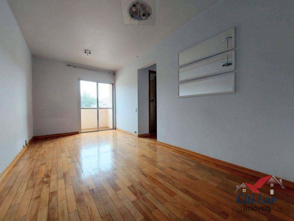 Apartamento à venda com 2 quartos, 50m² - Foto 2