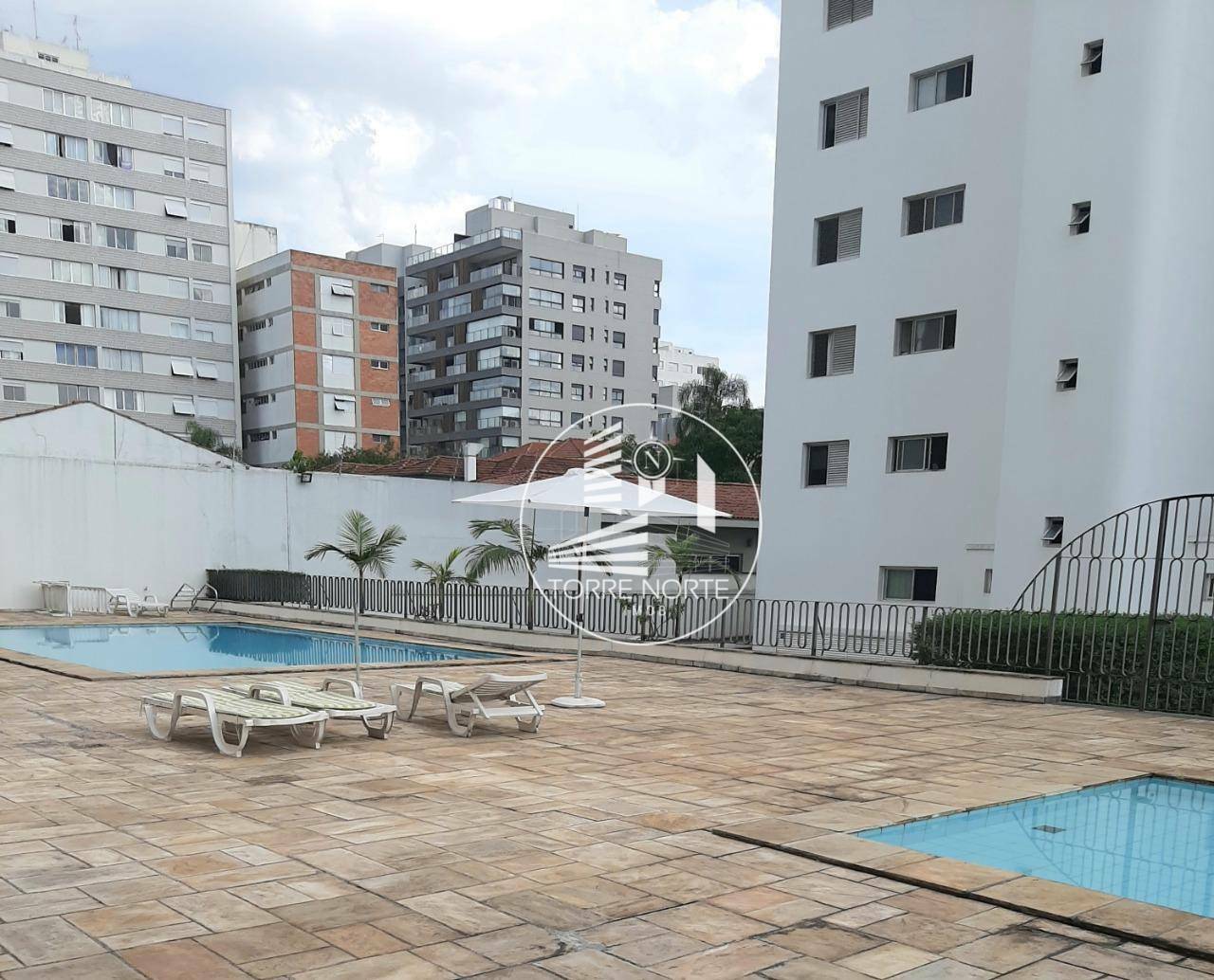 Apartamento à venda com 3 quartos, 136m² - Foto 5