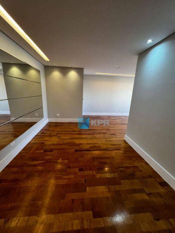 Apartamento à venda com 3 quartos, 130m² - Foto 2