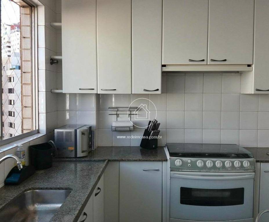 Apartamento à venda com 3 quartos, 106m² - Foto 3