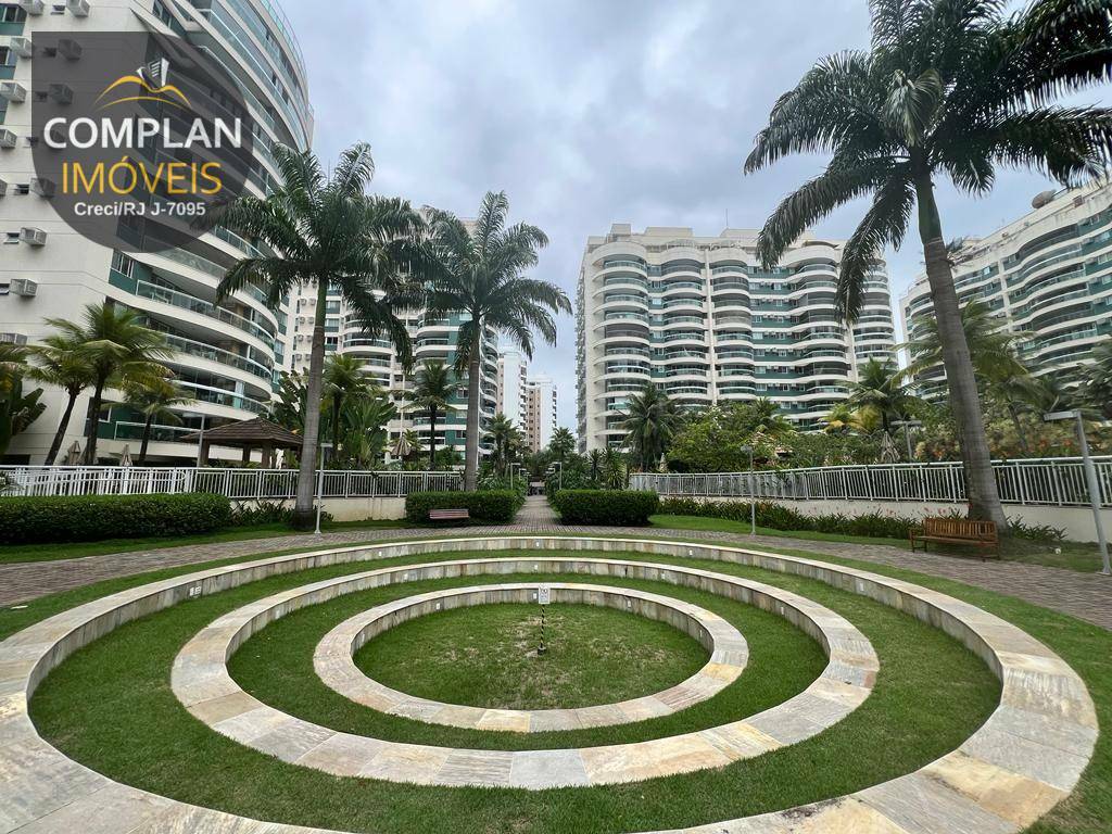 Apartamento para alugar com 4 quartos, 137m² - Foto 24