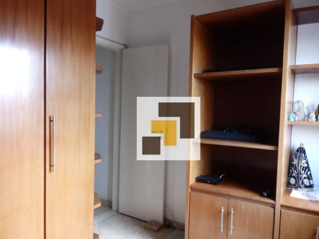 Apartamento à venda com 5 quartos, 232m² - Foto 25