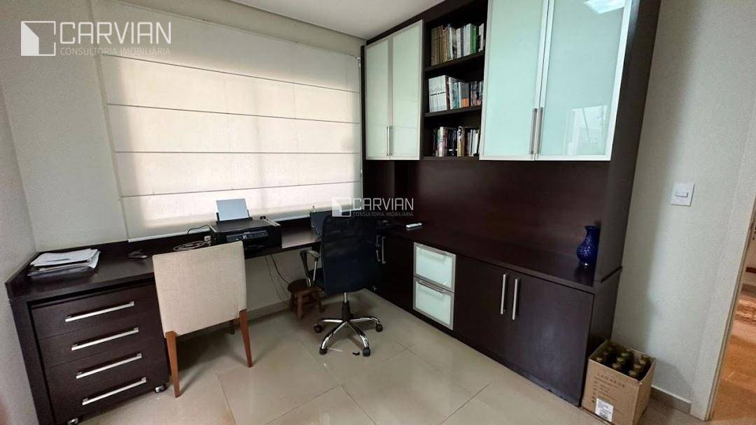 Casa de Condomínio à venda com 4 quartos, 380m² - Foto 31