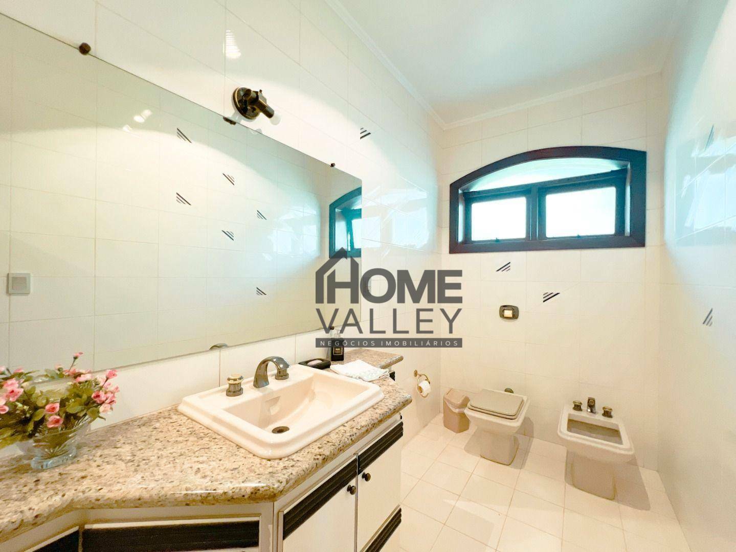 Casa à venda com 3 quartos, 351m² - Foto 37