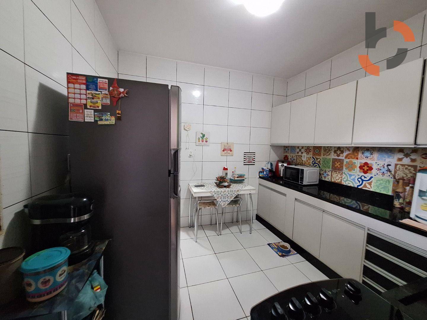 Casa à venda com 2 quartos, 69m² - Foto 17