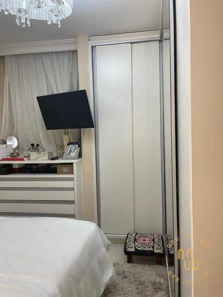 Apartamento à venda com 4 quartos, 165m² - Foto 12