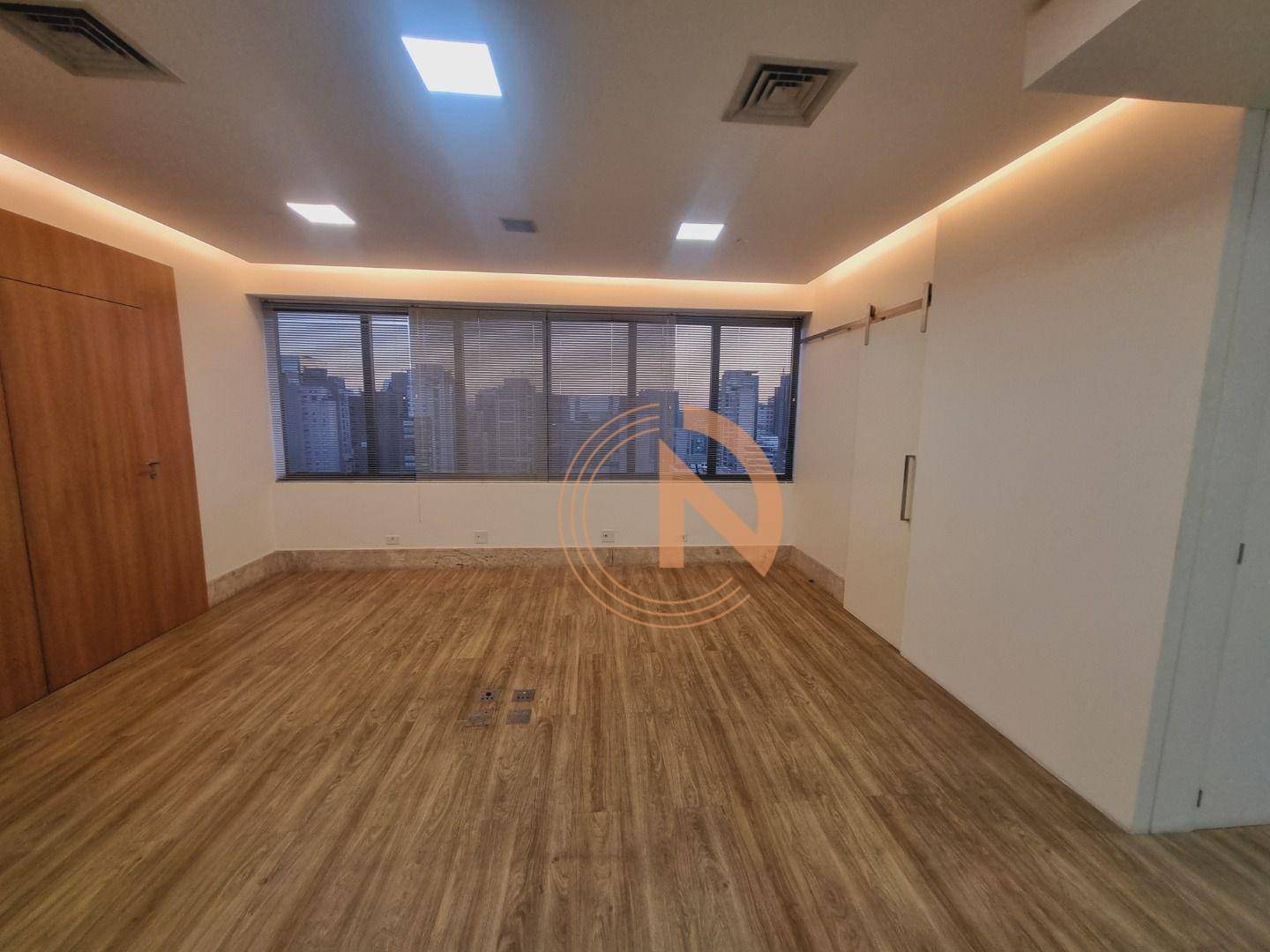 Conjunto Comercial-Sala para alugar, 151m² - Foto 1