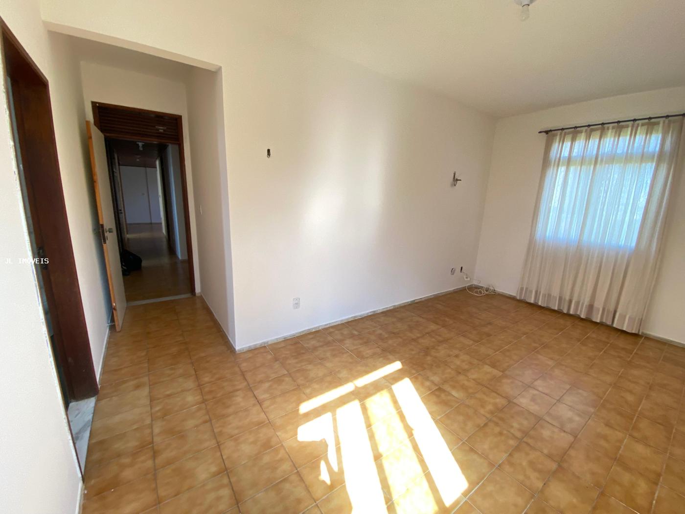 Apartamento para alugar com 3 quartos, 187m² - Foto 18