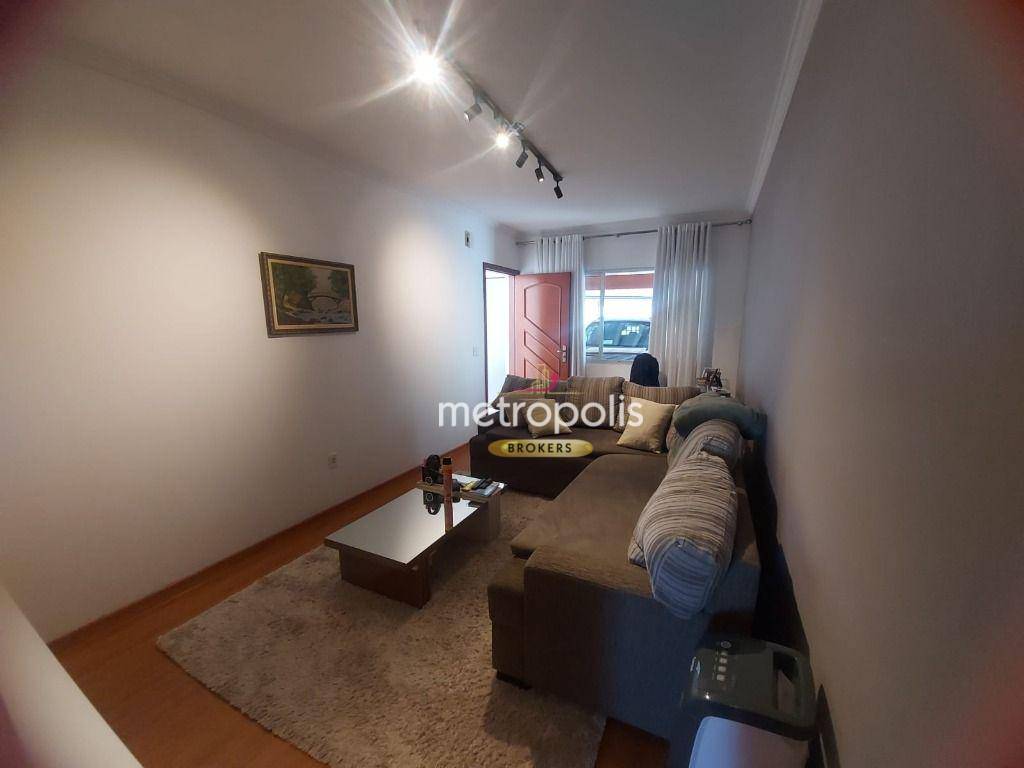 Casa à venda com 3 quartos, 195m² - Foto 1