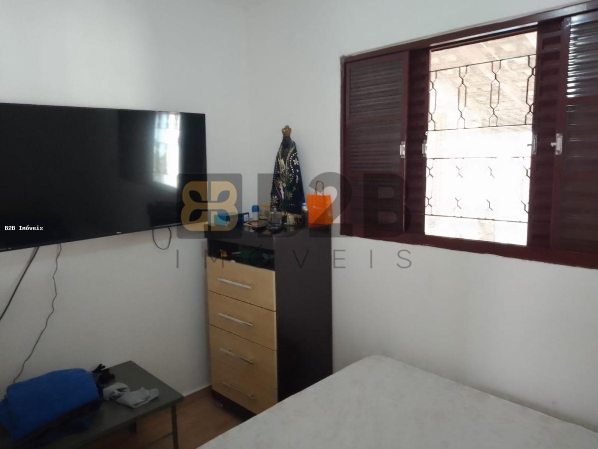 Casa à venda com 2 quartos, 100m² - Foto 10